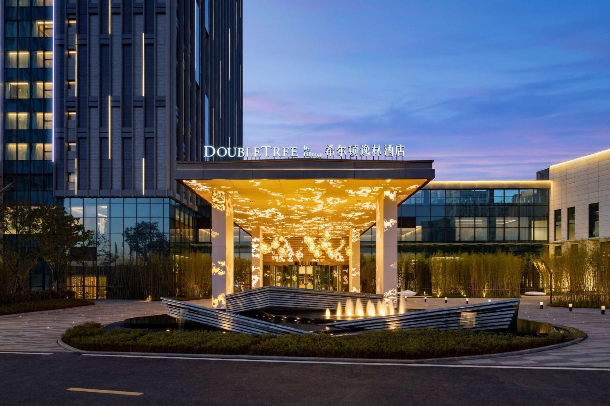 Doubletree By Hilton Kunming Airport Otel Dış mekan fotoğraf